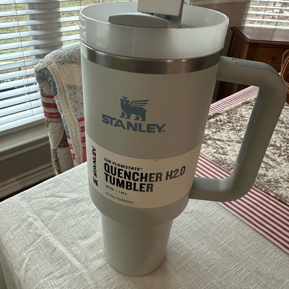 Stanley Quencher H2.0 Tumbler - Light Blue